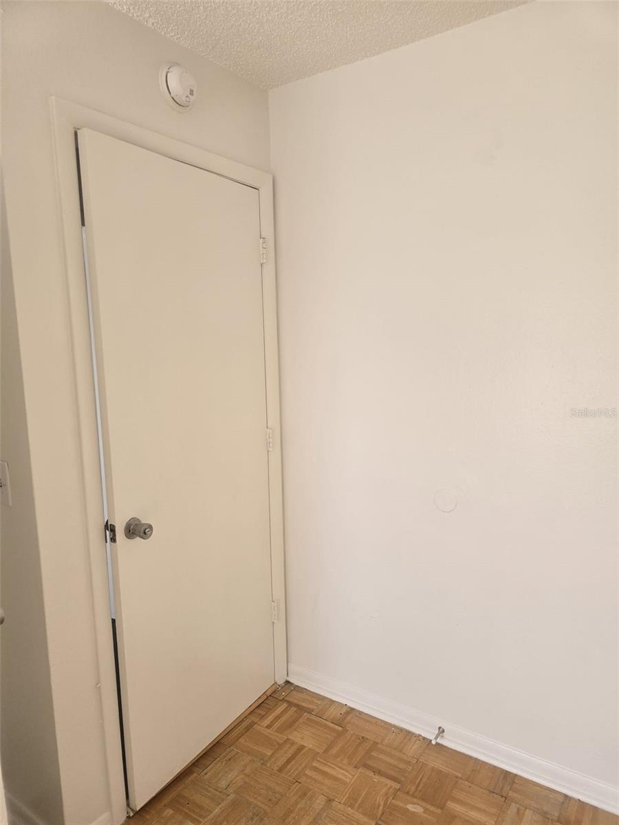 COLLIER PARK - Residential Lease