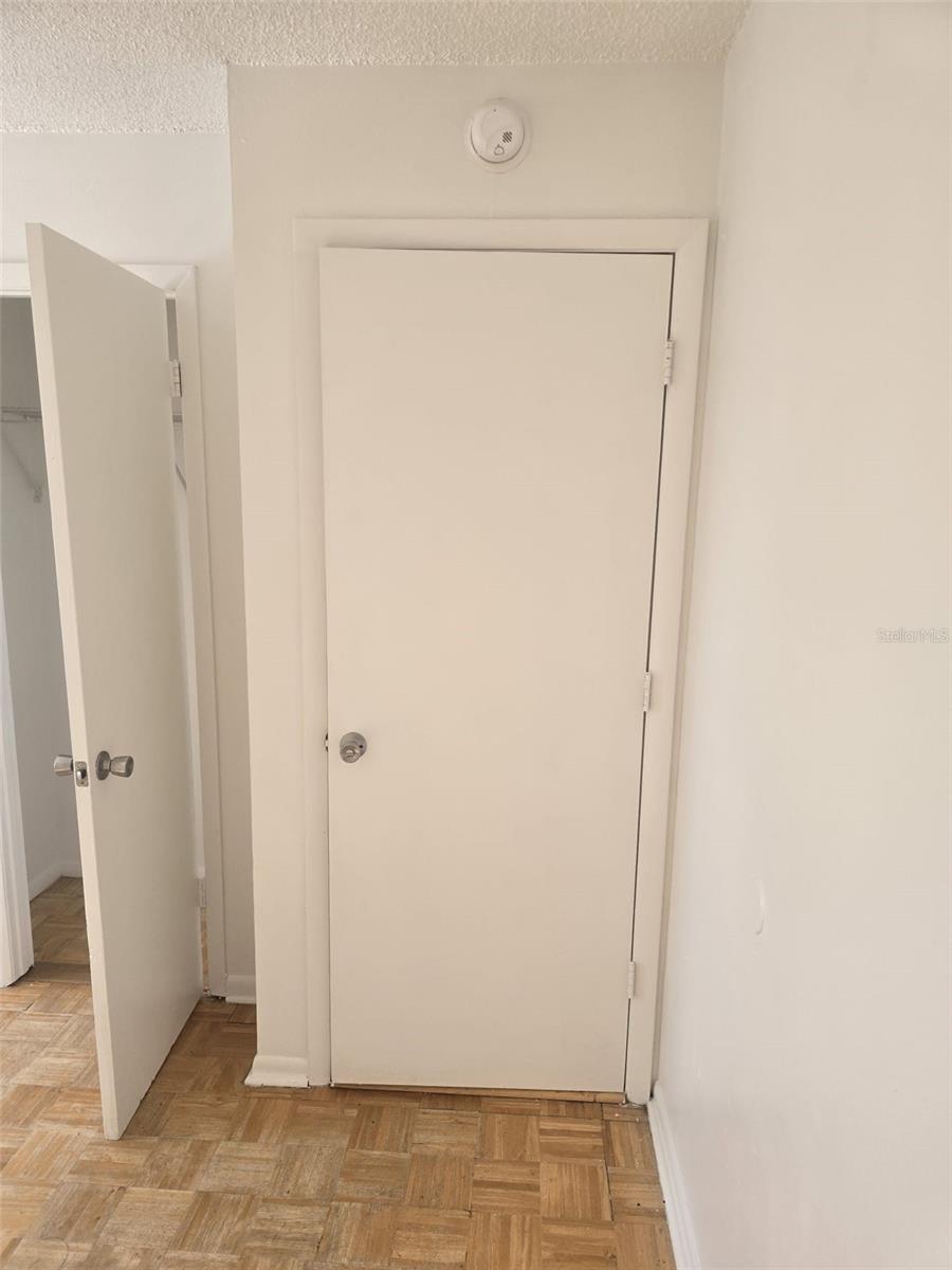 COLLIER PARK - Residential Lease