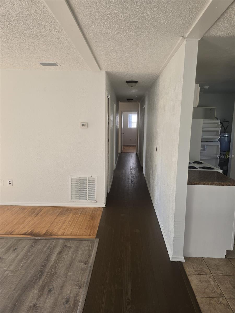 COLLIER PARK - Residential Lease