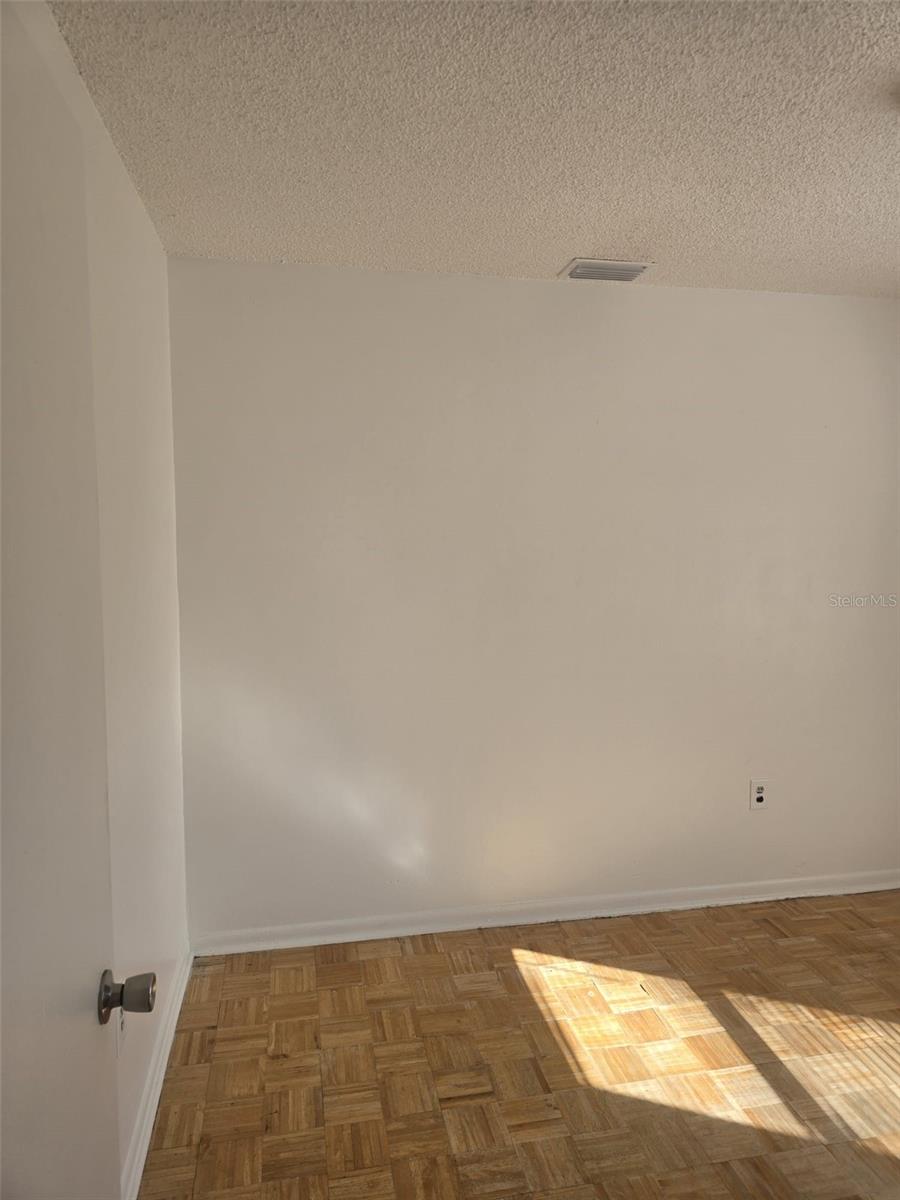 COLLIER PARK - Residential Lease