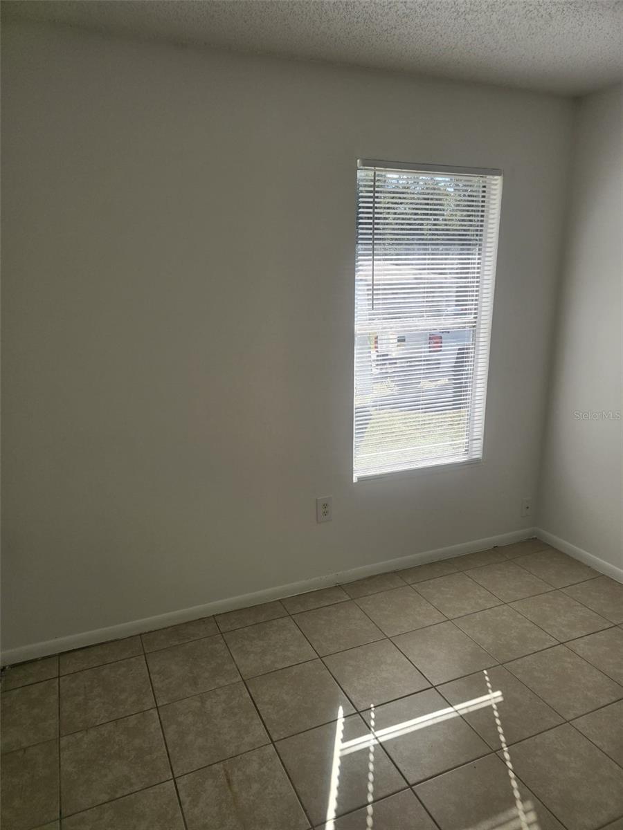 COLLIER PARK - Residential Lease