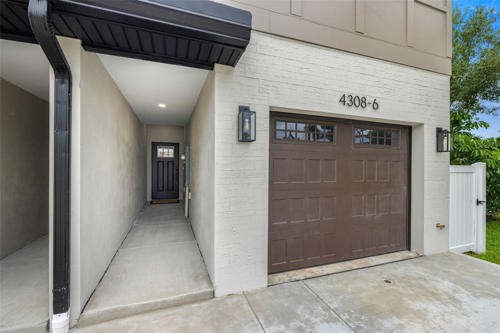 WESTSHORE PALMS - Residential Income