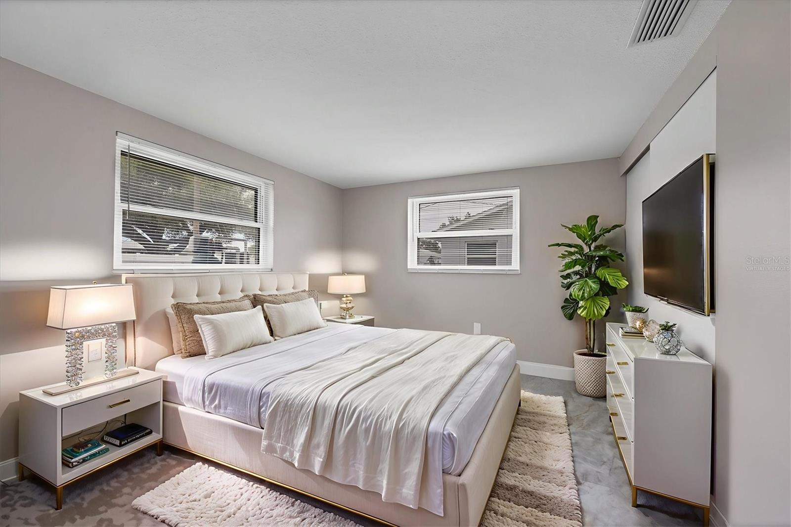 SOUTH VENICE - Residential Lease