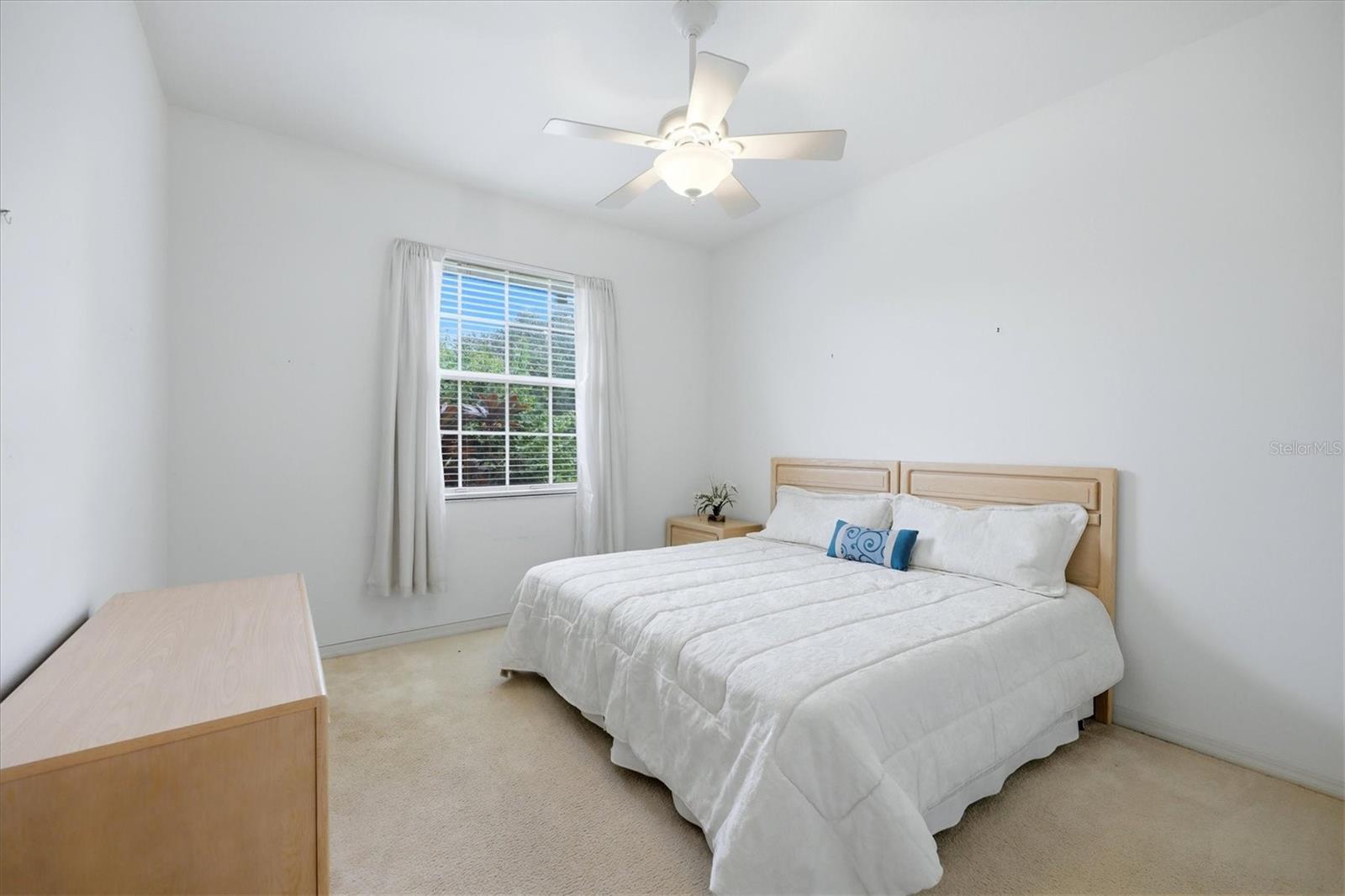 8492 IDLEWOOD COURT
