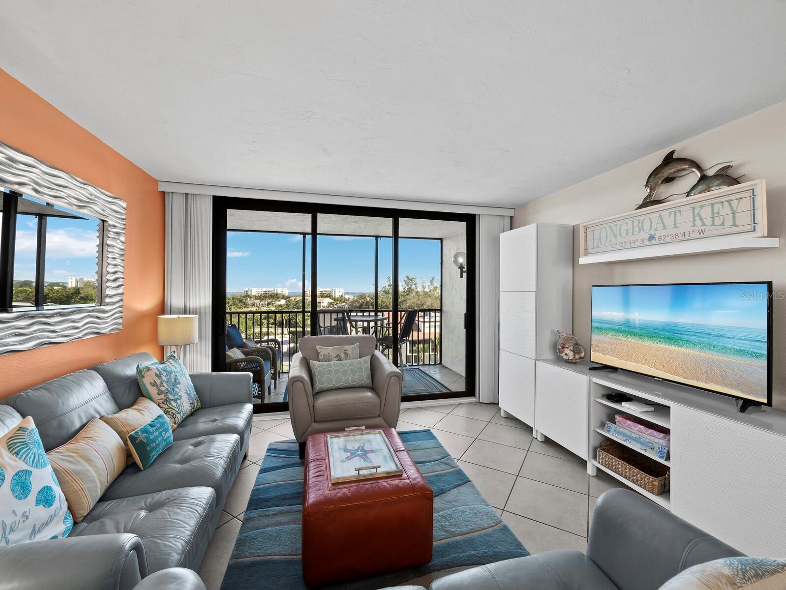 SEAPLACE II - Residential