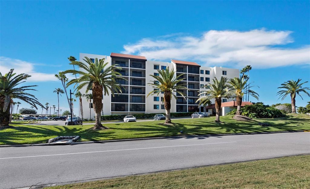 Photo of 2045 Gulf Of Mexico Drive #M1-502, Longboat Key, FL 34228 (MLS # A4675820)