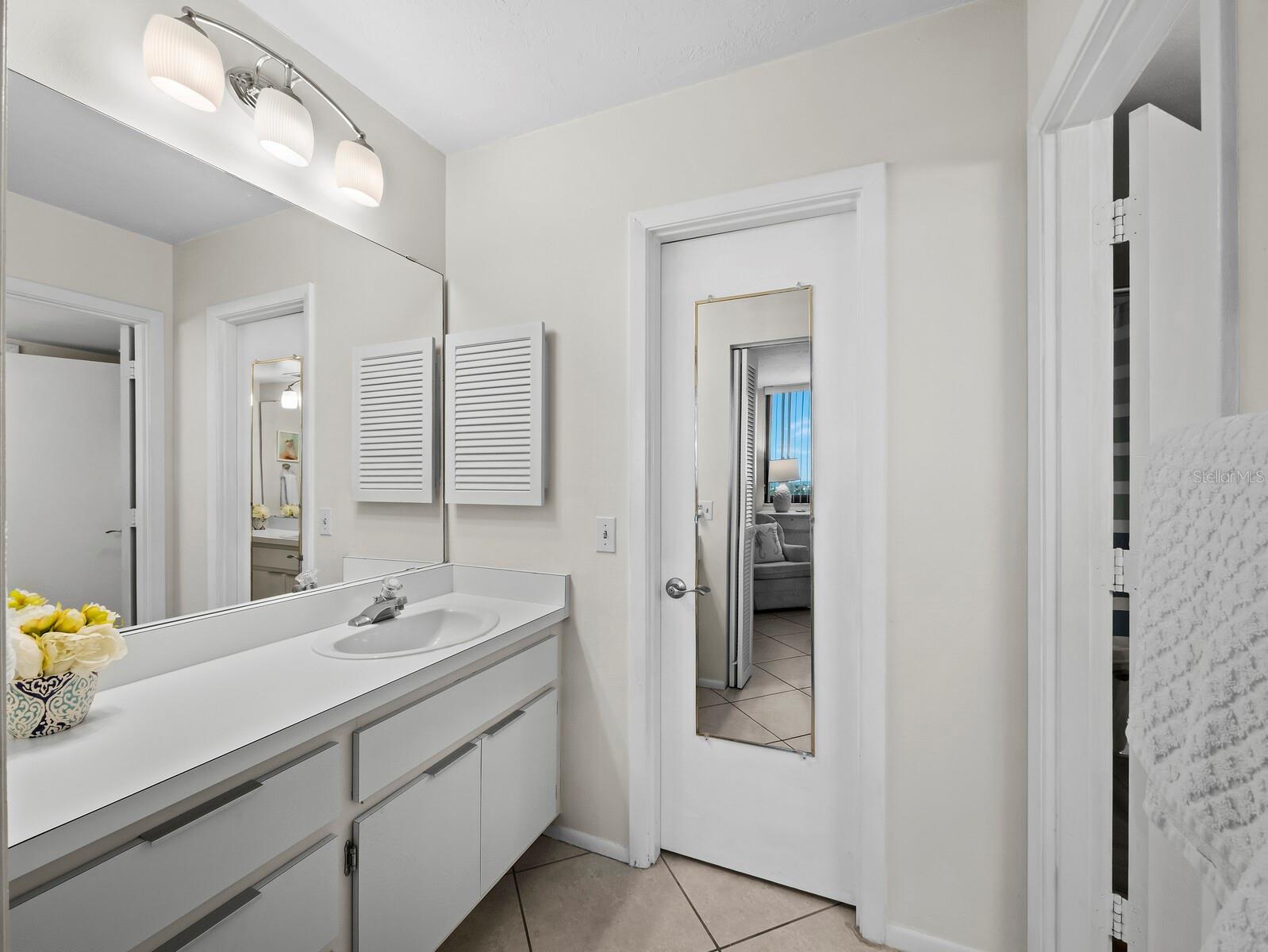 SEAPLACE II - Residential