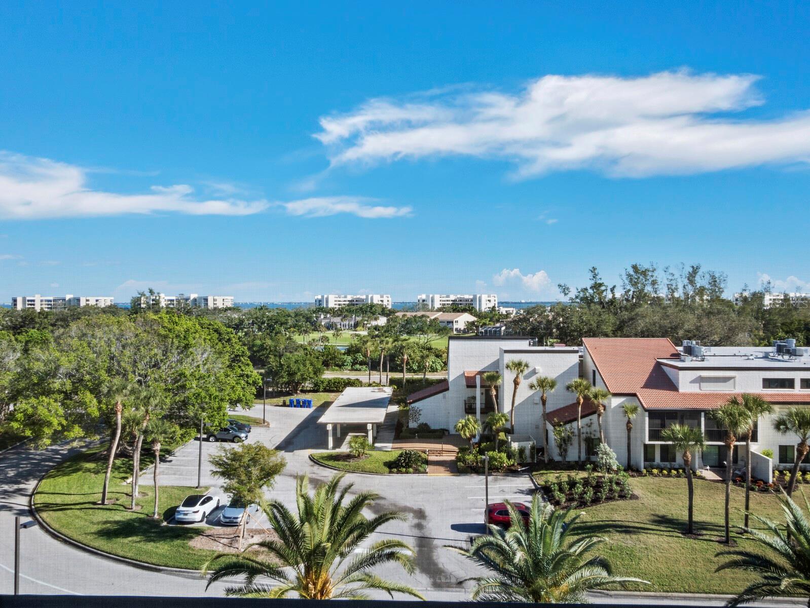 SEAPLACE II - Residential