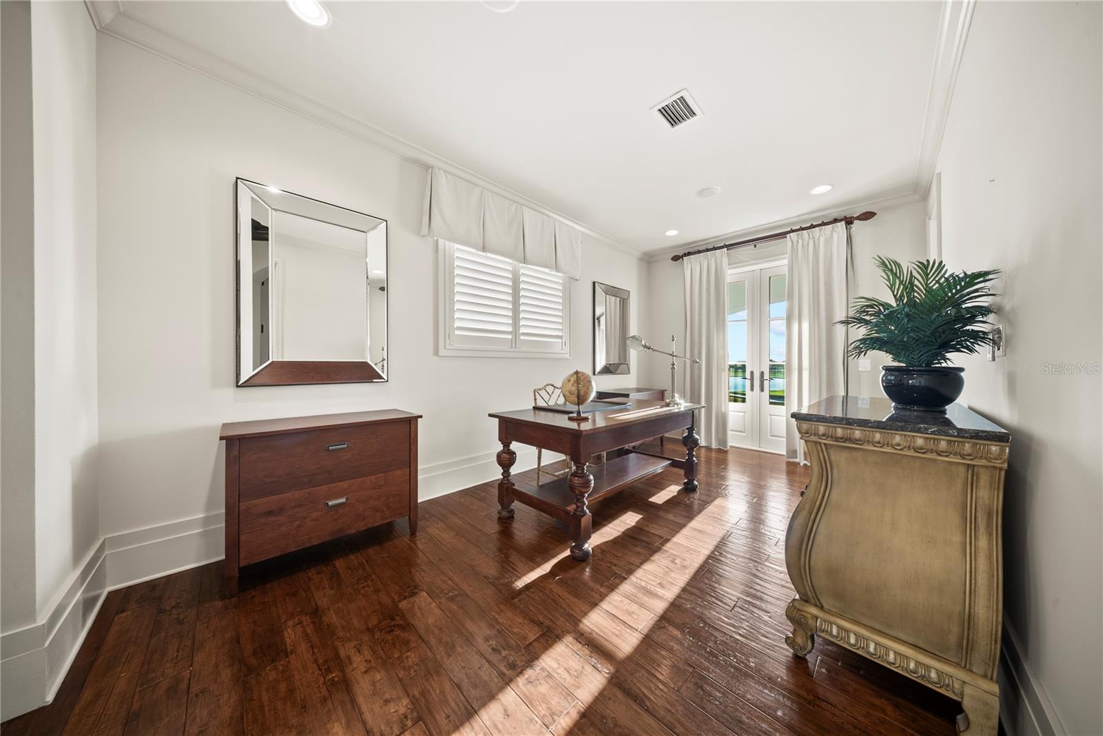 BAY HILL SEC 10 - Residential