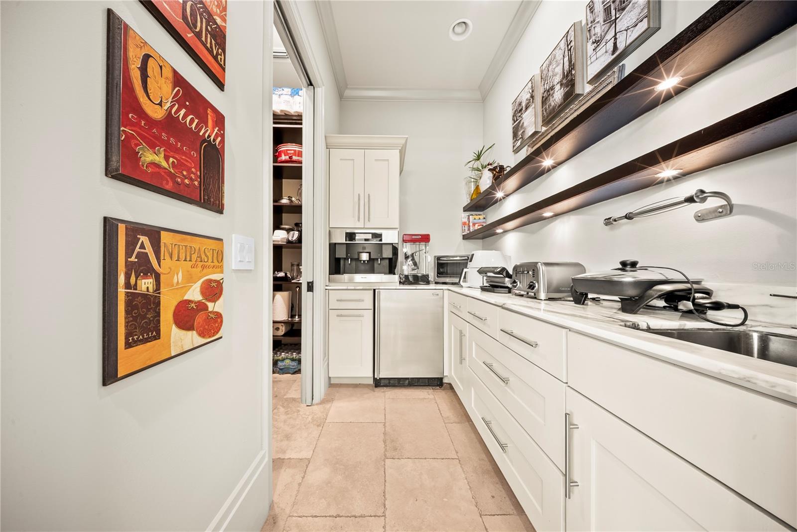 BAY HILL SEC 10 - Residential