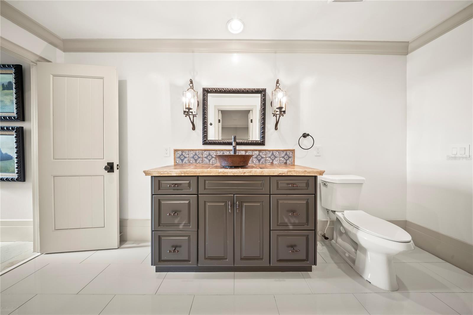 BAY HILL SEC 10 - Residential