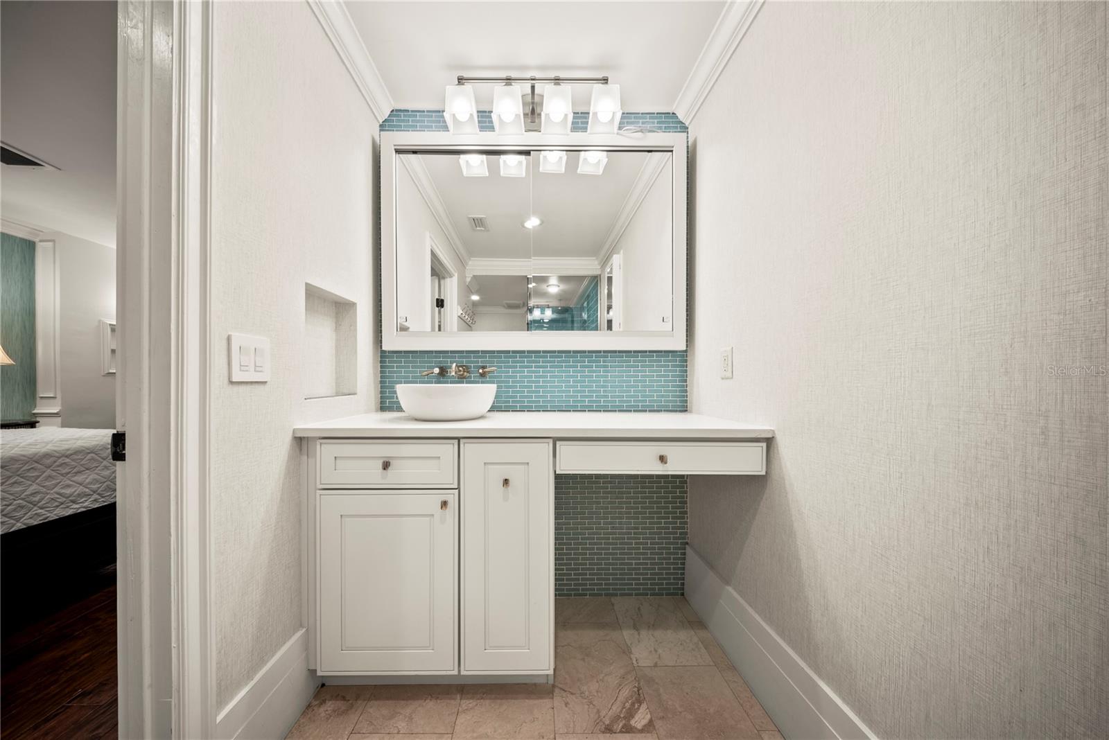 BAY HILL SEC 10 - Residential