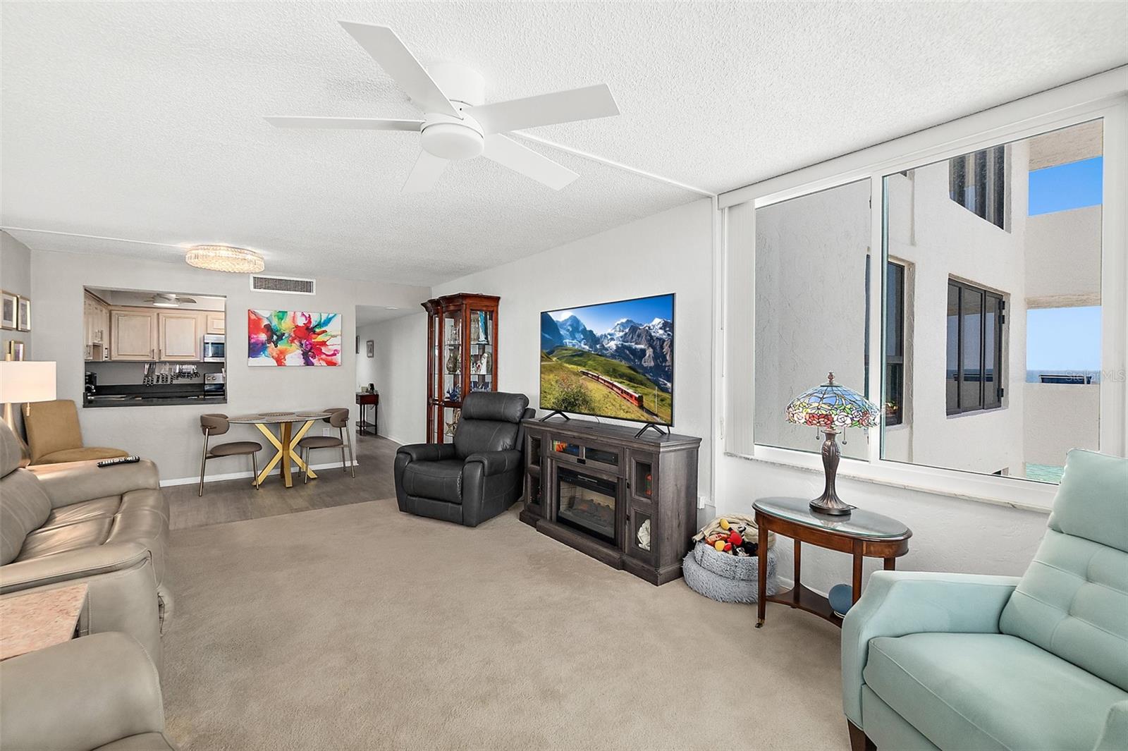 OCEAN 01 CONDO - Residential