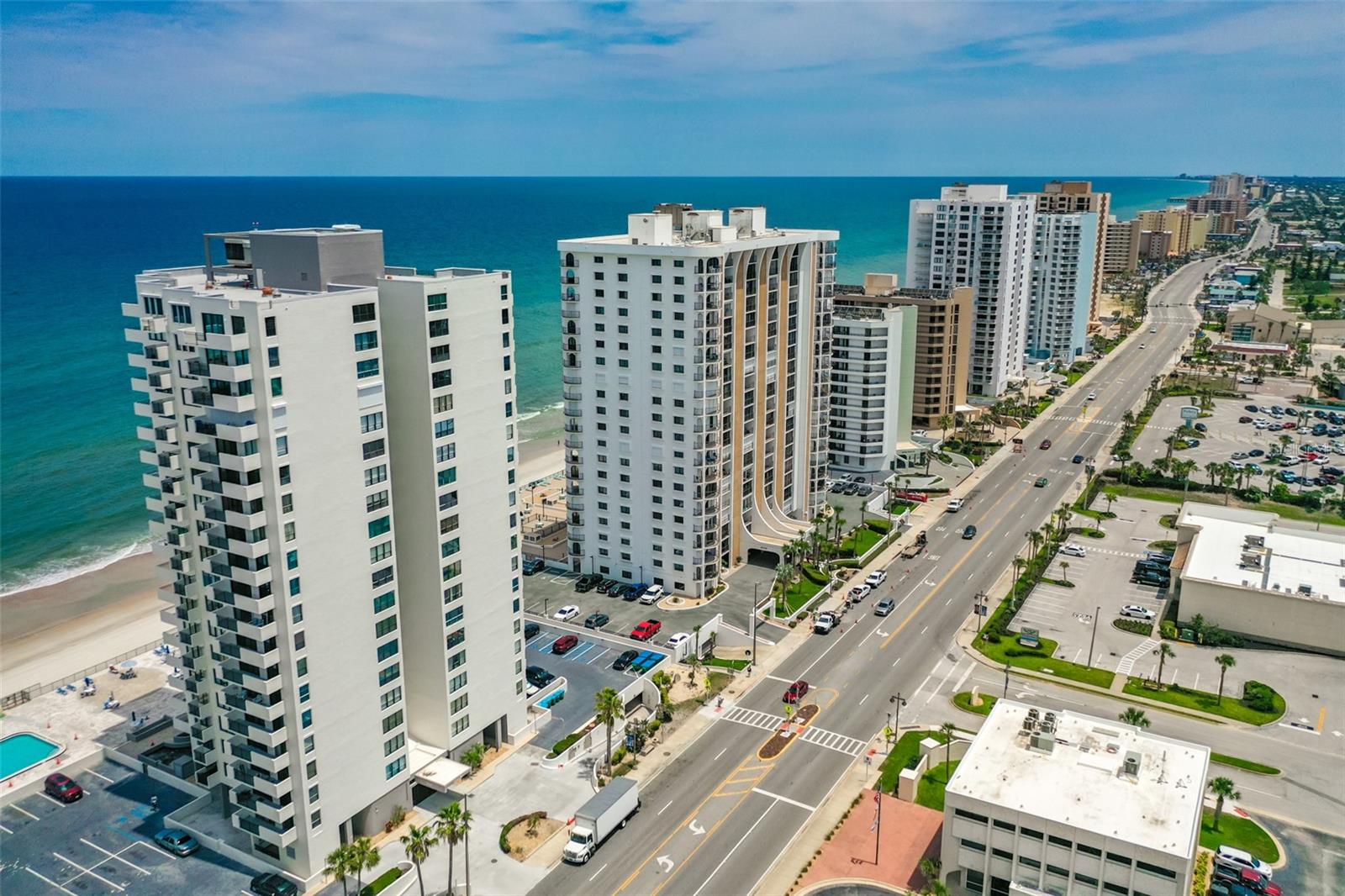 OCEAN 01 CONDO - Residential