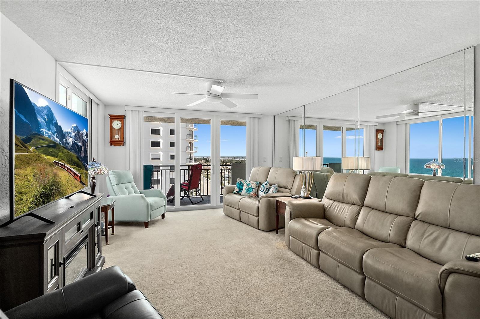 OCEAN 01 CONDO - Residential