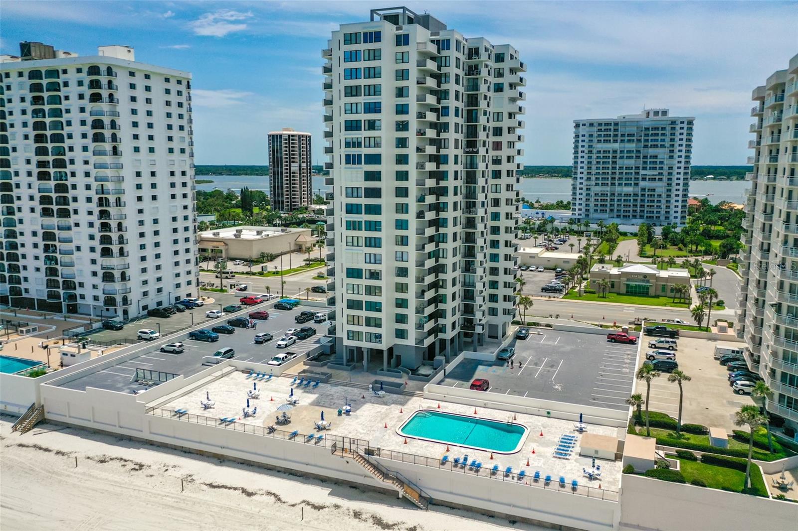 OCEAN 01 CONDO - Residential