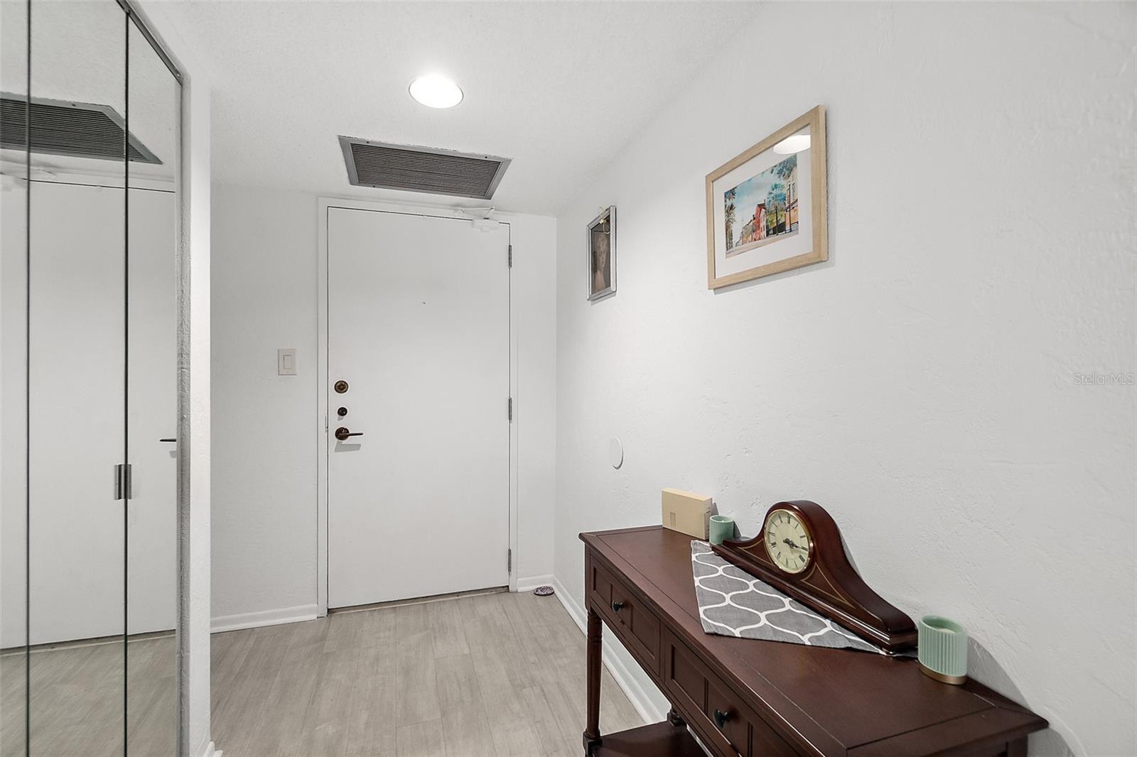 OCEAN 01 CONDO - Residential