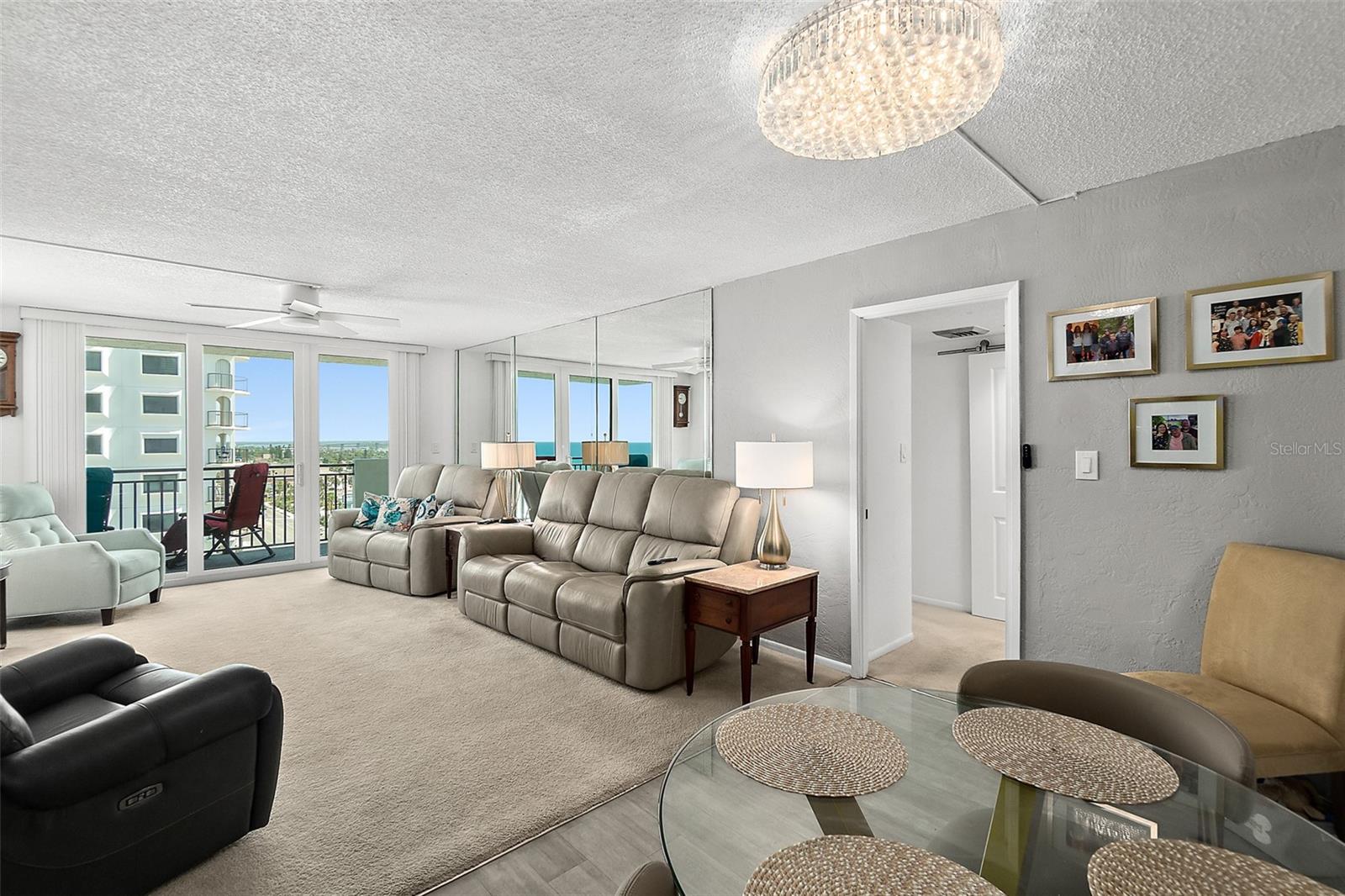 OCEAN 01 CONDO - Residential