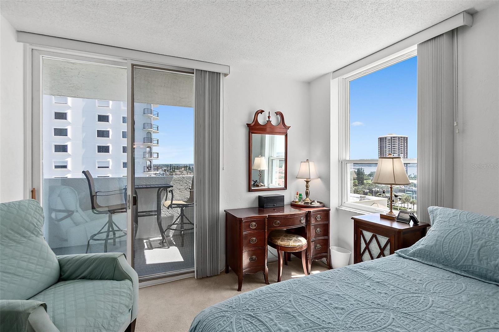 OCEAN 01 CONDO - Residential