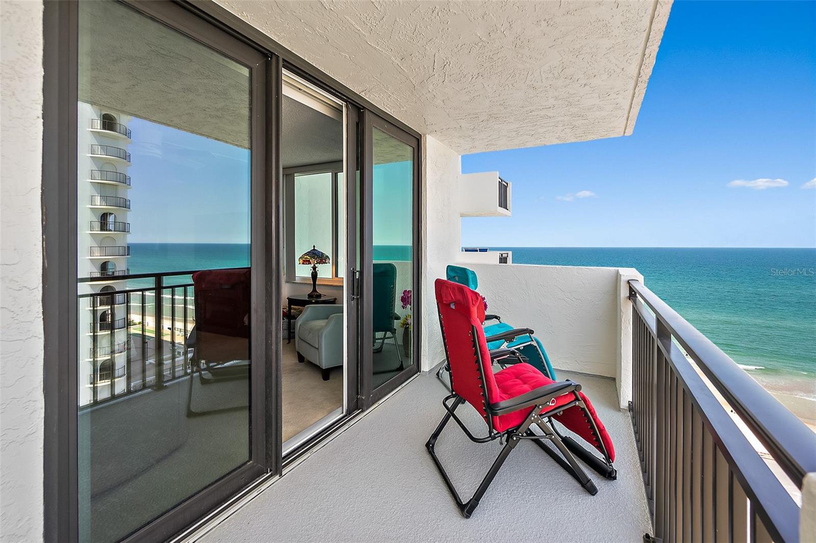 OCEAN 01 CONDO - Residential