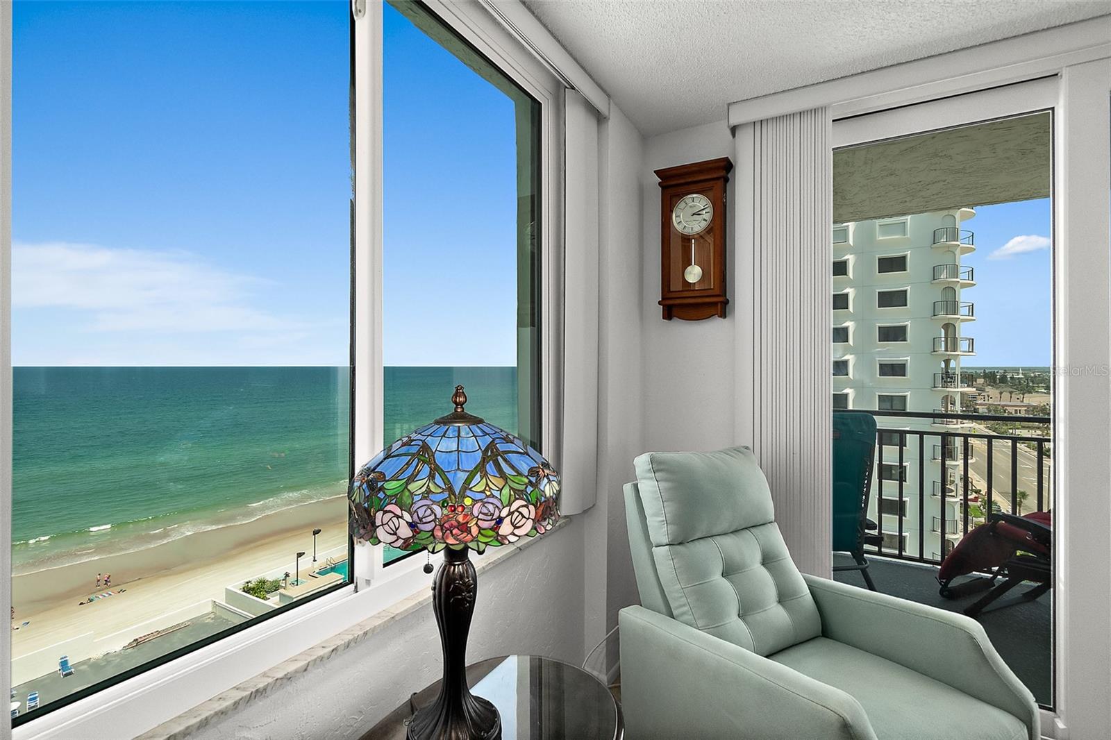 OCEAN 01 CONDO - Residential