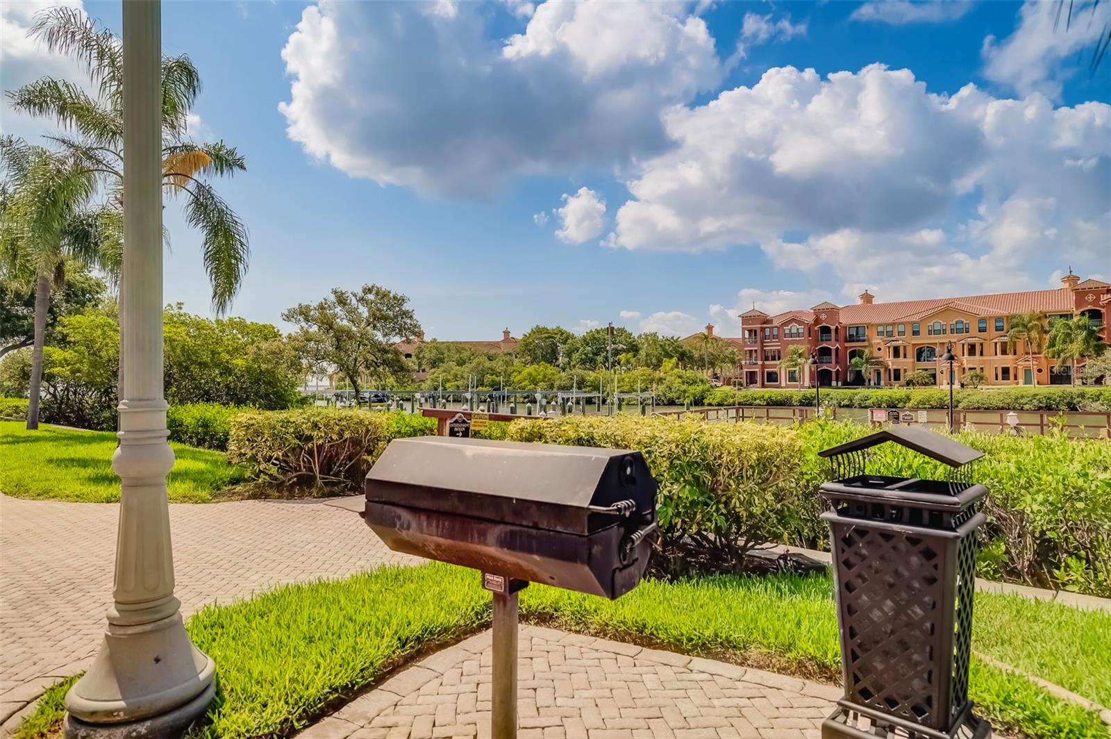 GRAND BELLAGIO AT BAYWATCH CONDO THE - Residential