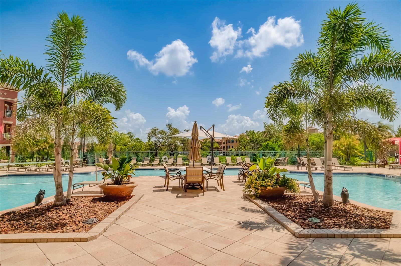 GRAND BELLAGIO AT BAYWATCH CONDO THE - Residential