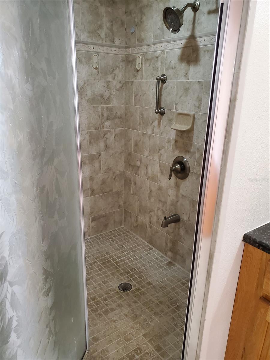 TOWNN COUNTRY PARK UNIT 29 - Residential Lease