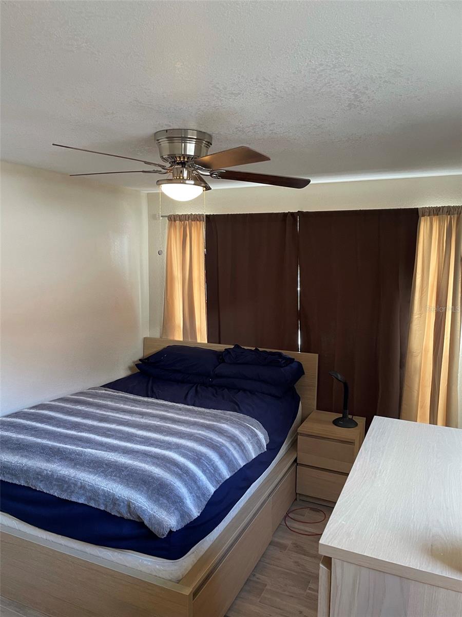 TOWNN COUNTRY PARK UNIT 29 - Residential Lease