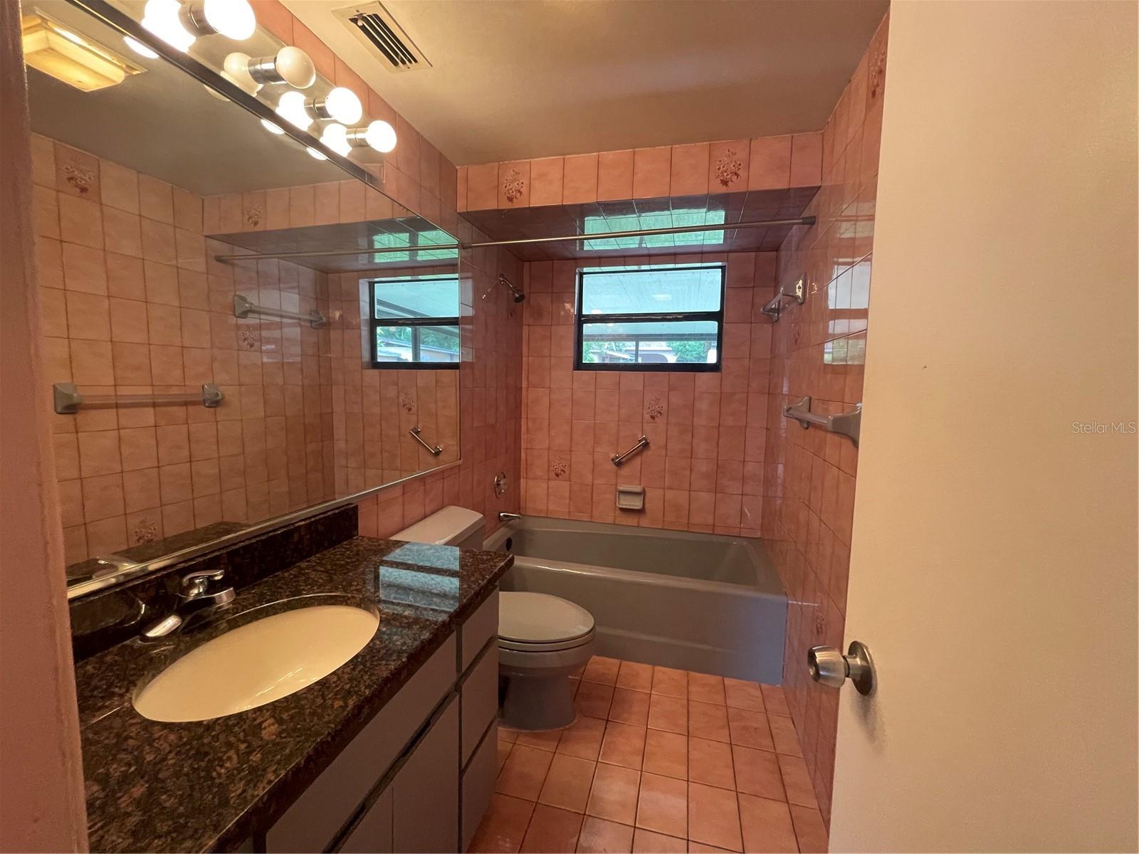 TOWNN COUNTRY PARK UNIT 29 - Residential Lease