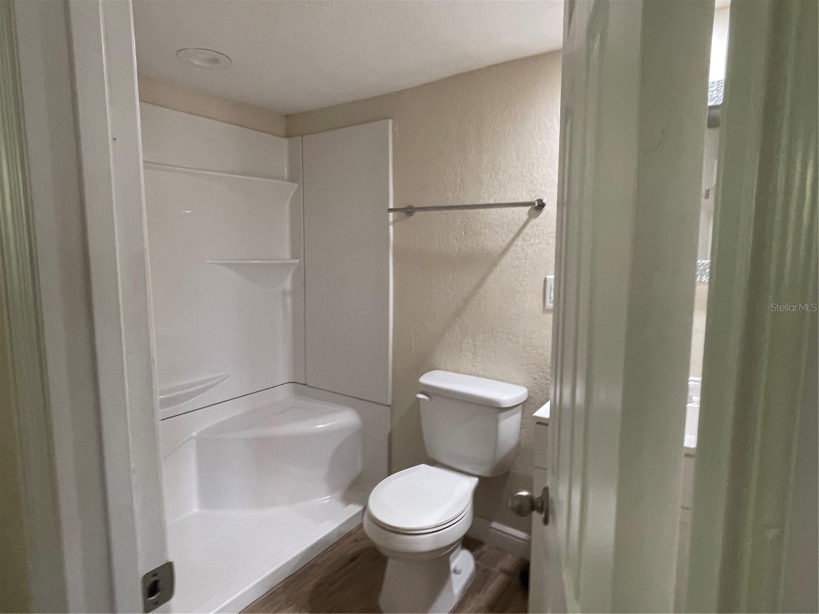 TOWNN COUNTRY PARK UNIT 29 - Residential Lease