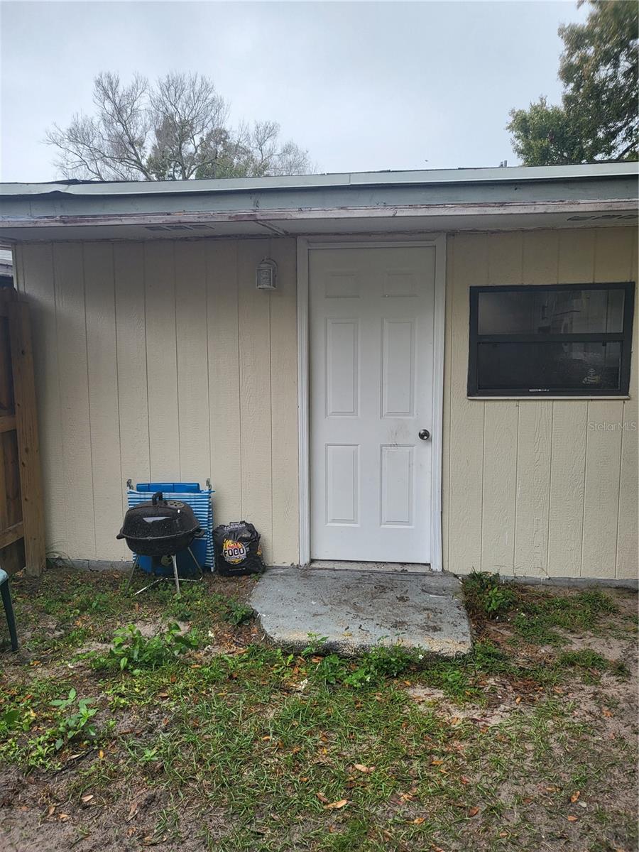 TOWNN COUNTRY PARK UNIT 29 - Residential Lease