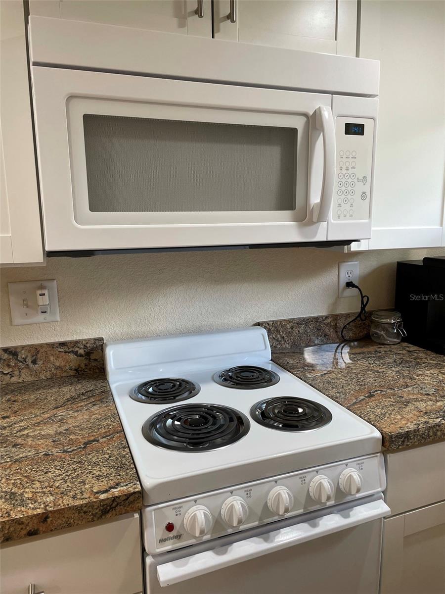 TOWNN COUNTRY PARK UNIT 29 - Residential Lease