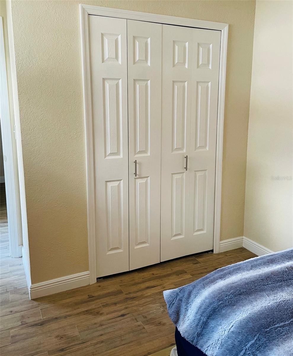 TOWNN COUNTRY PARK UNIT 29 - Residential Lease