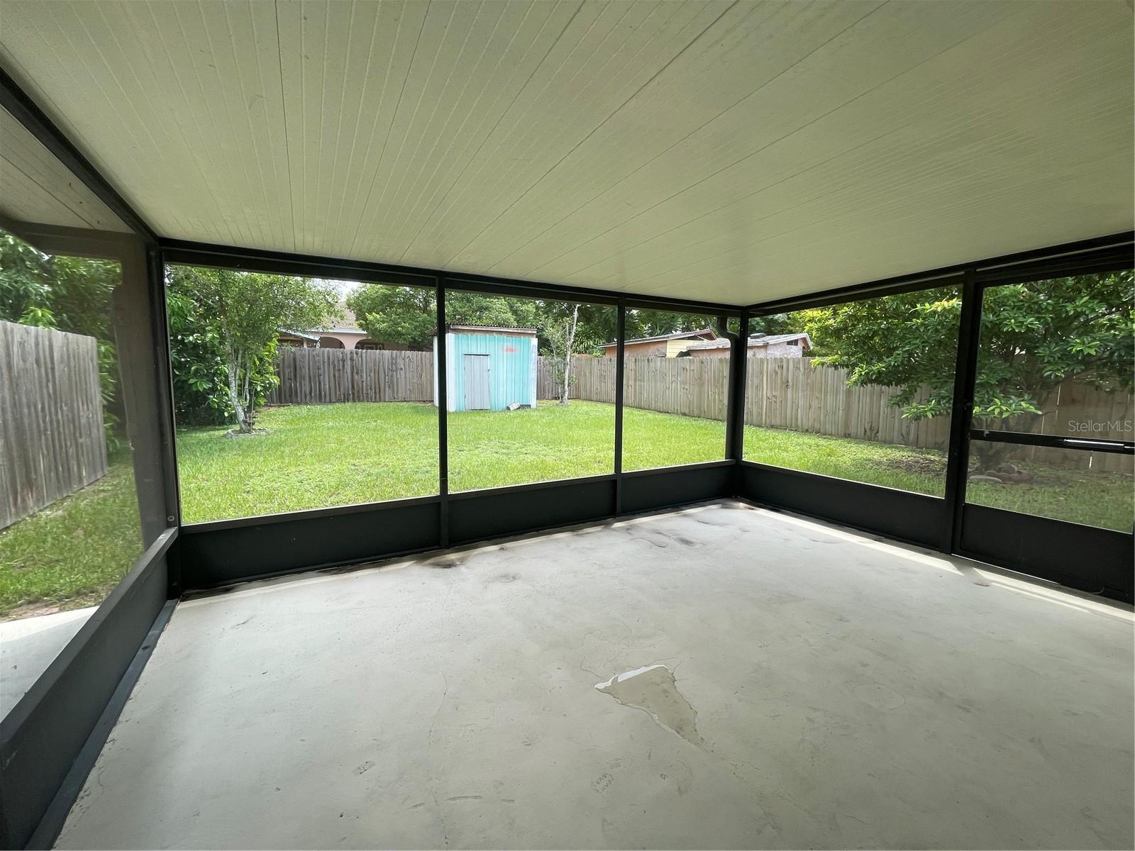 TOWNN COUNTRY PARK UNIT 29 - Residential Lease