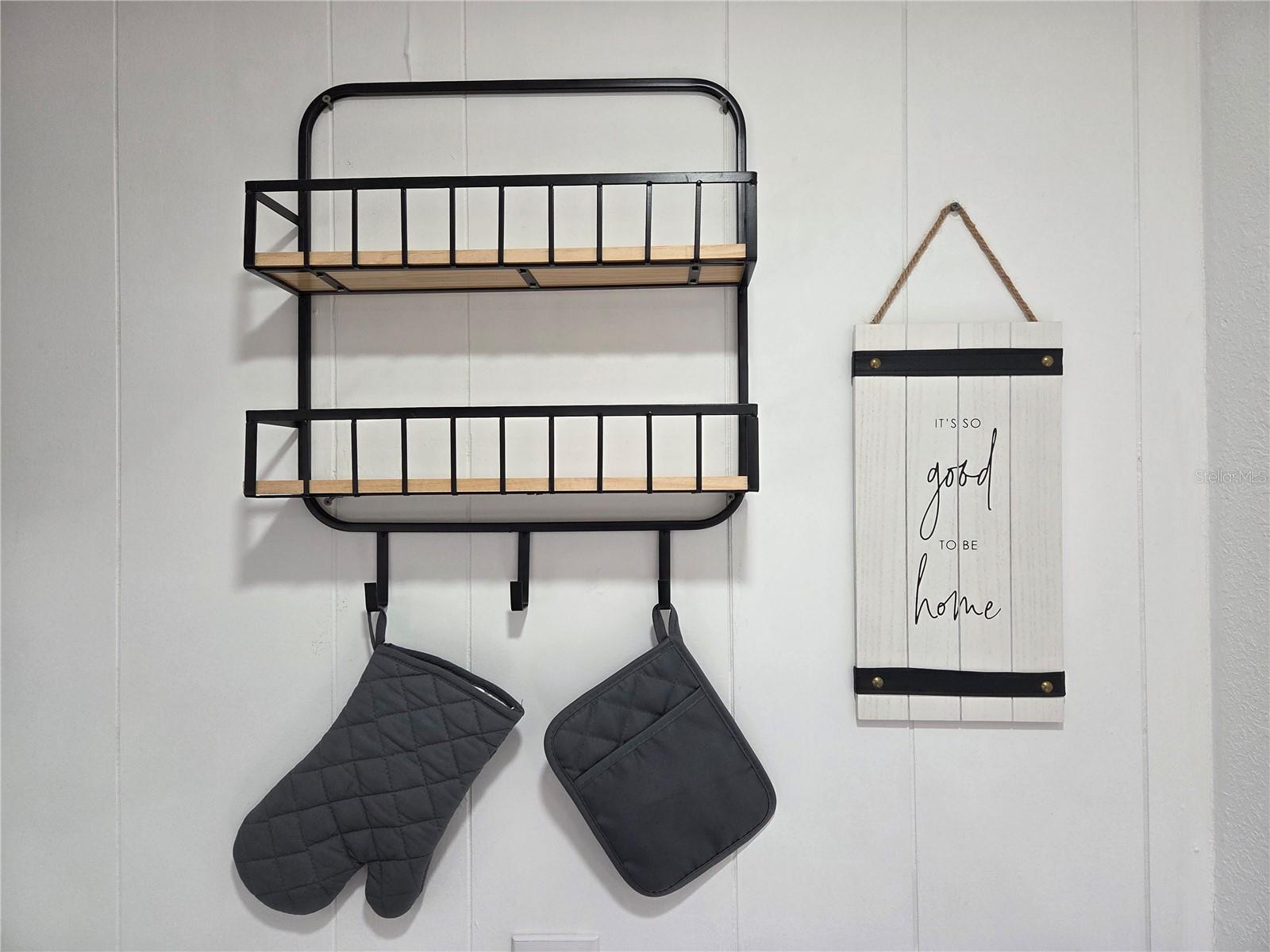 FLA FRUITLAND PARK TROP HOMESITES - Residential