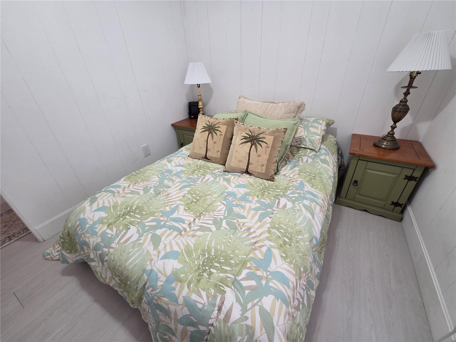 FLA FRUITLAND PARK TROP HOMESITES - Residential