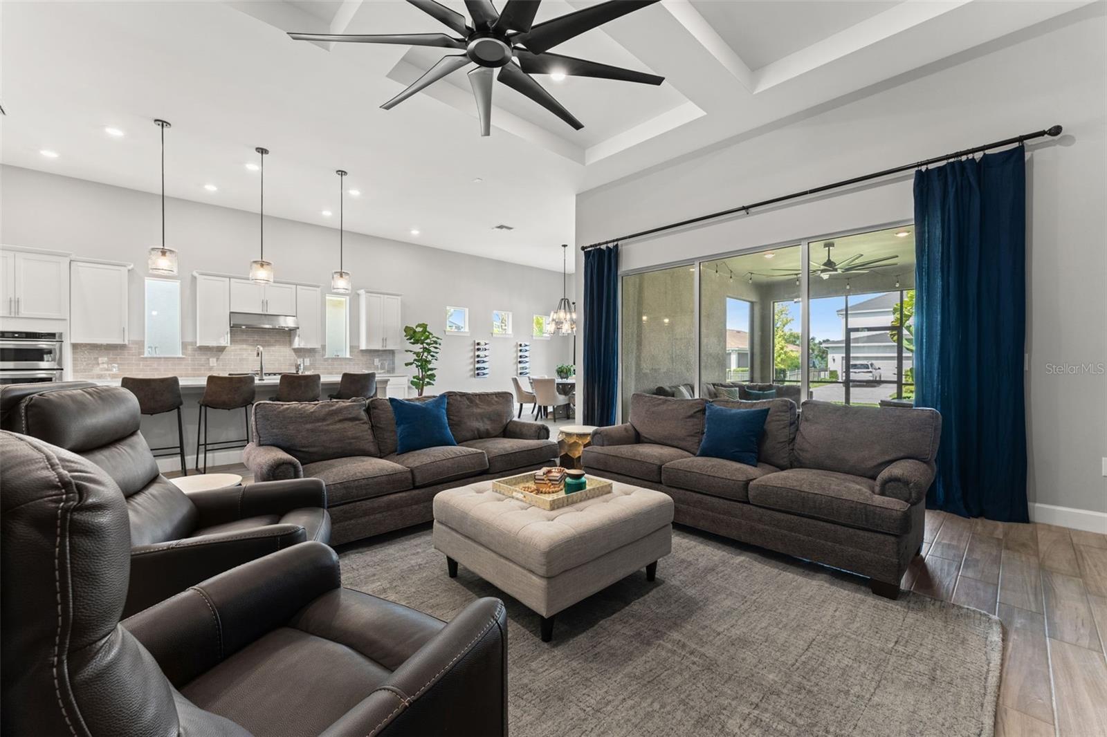 12111 BLUE HILL TRAIL, BRADENTON, FL, 34211 3 12111 BLUE HILL TRAIL