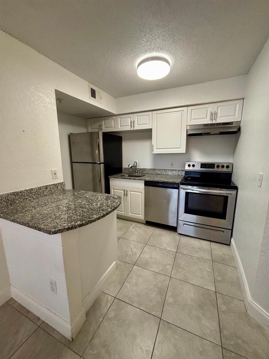 VILLAS DEL SOL AT KISSIMMEE CONDO - Residential Lease
