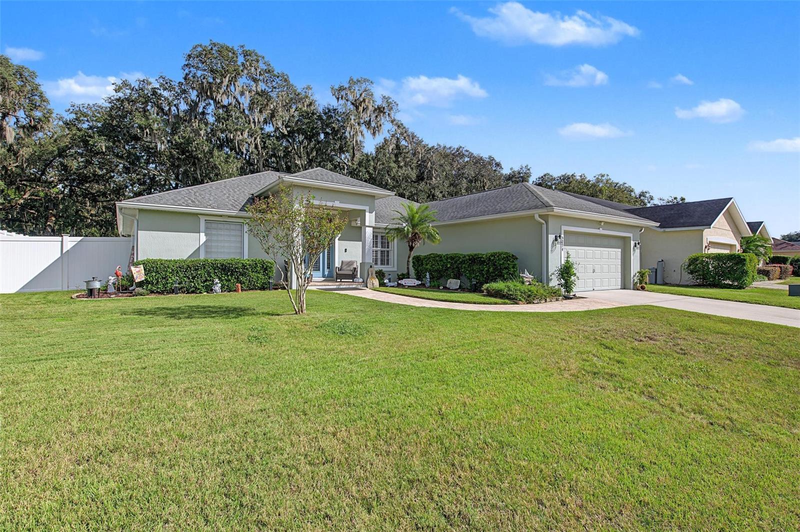 5294 HIDDEN OAKS DRIVE