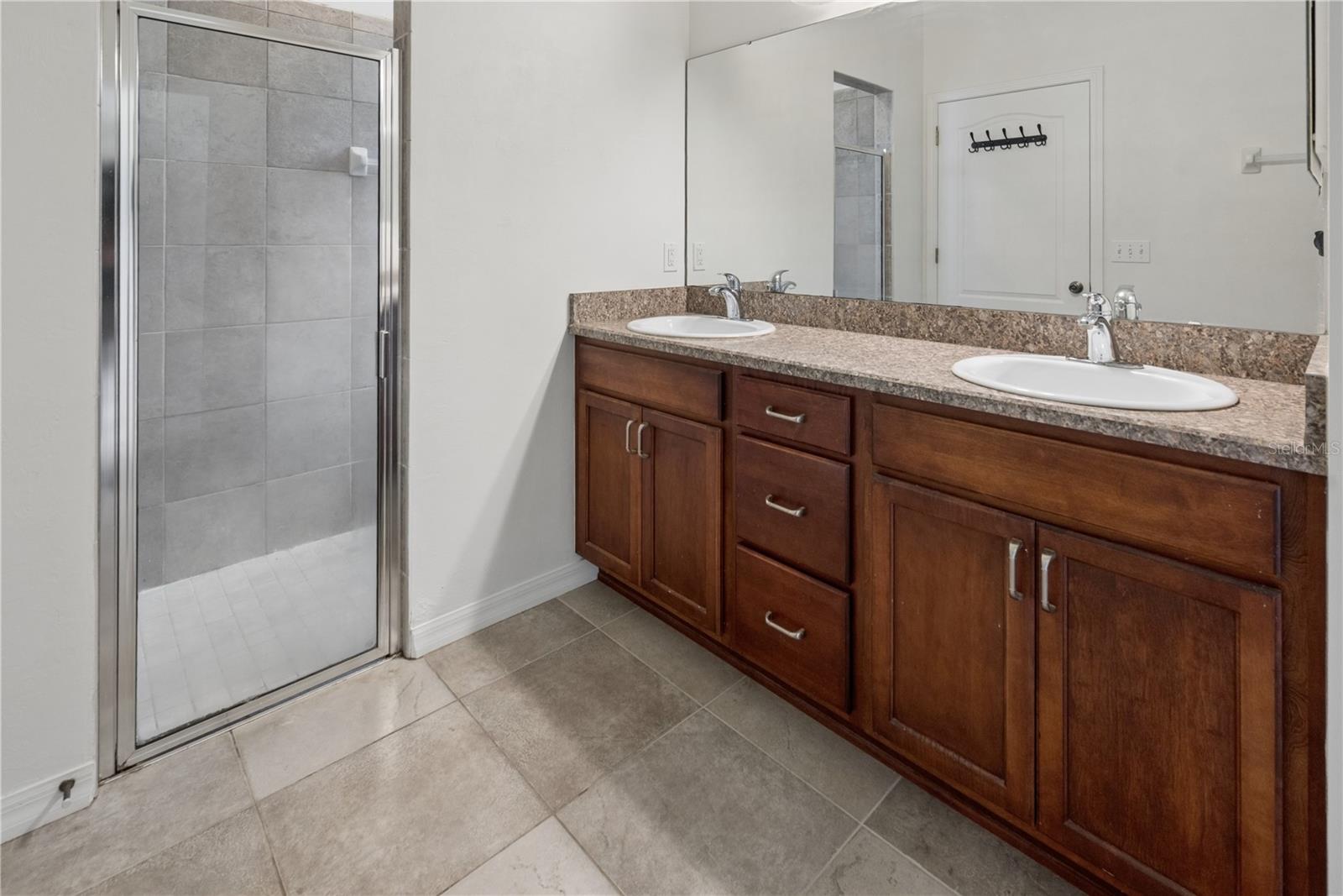 LONGLEAF - Residential