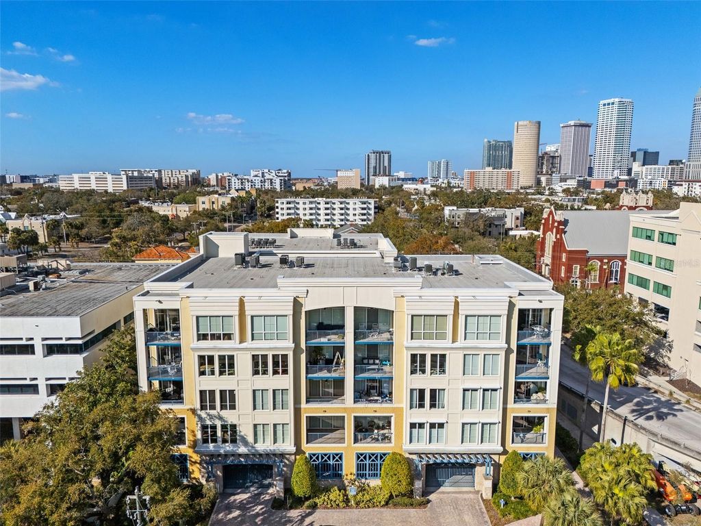 Photo of 509 W Bay Street #303, Tampa, FL 33606 (MLS # TB8477145)