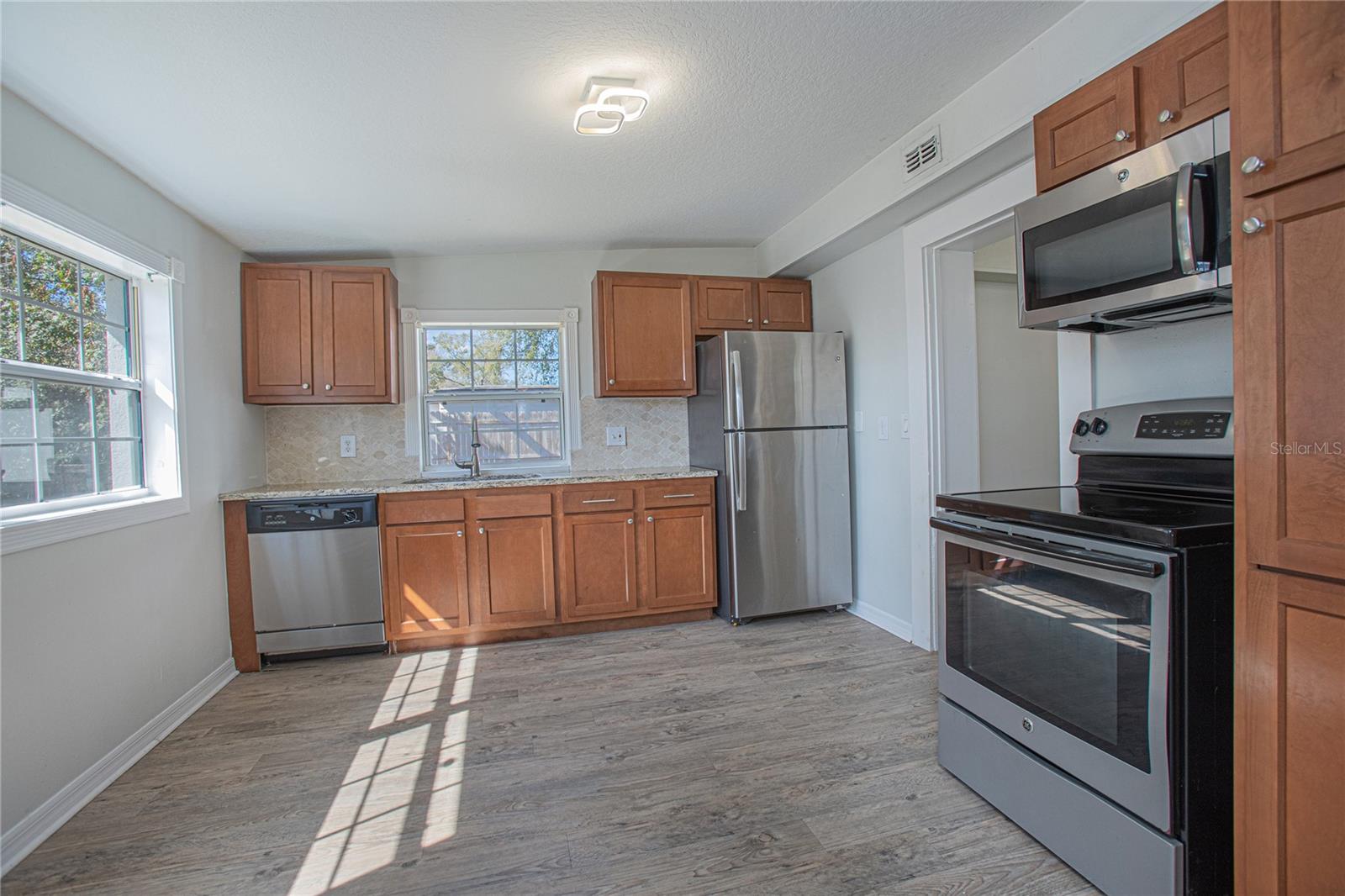 EAST GARDEN MANOR FIRST ADD - Residential