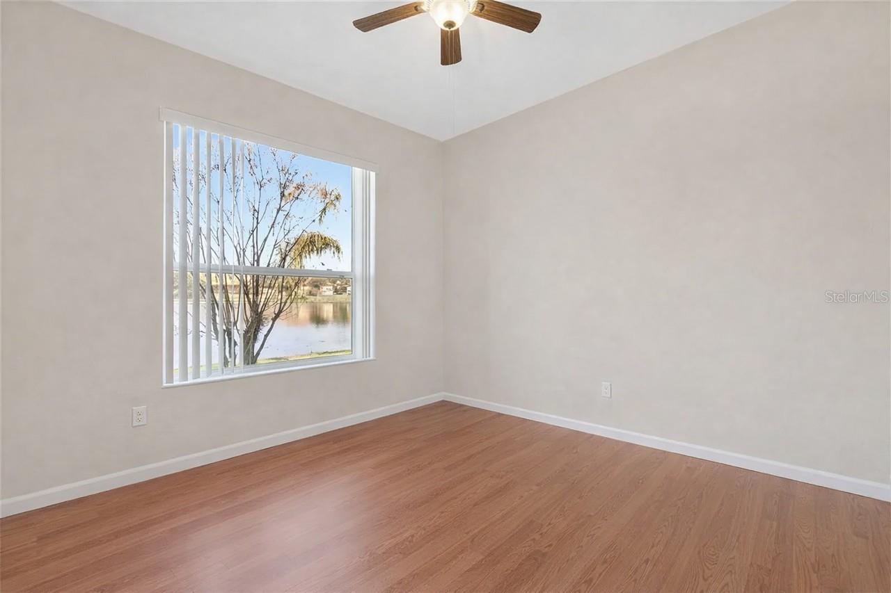 NORTH SHORE VILLAGE - Residential