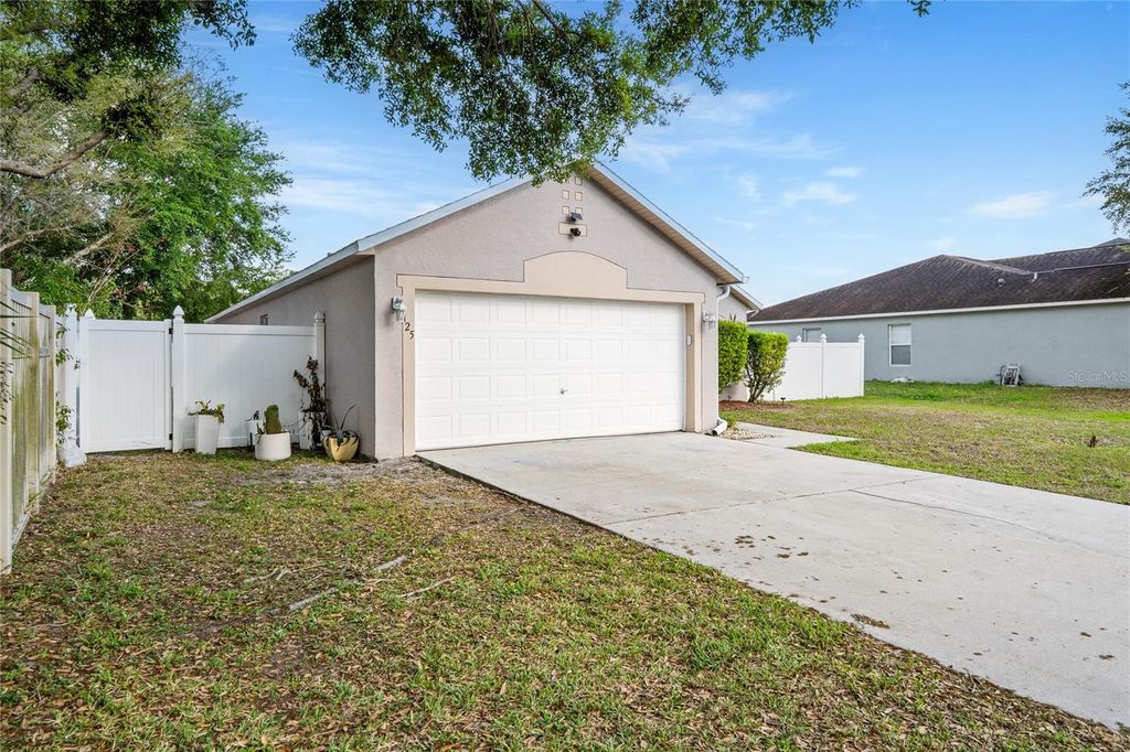 Photo of 125 Cedar Ridge Lane, Sanford, FL 32771 (MLS # O6389284)