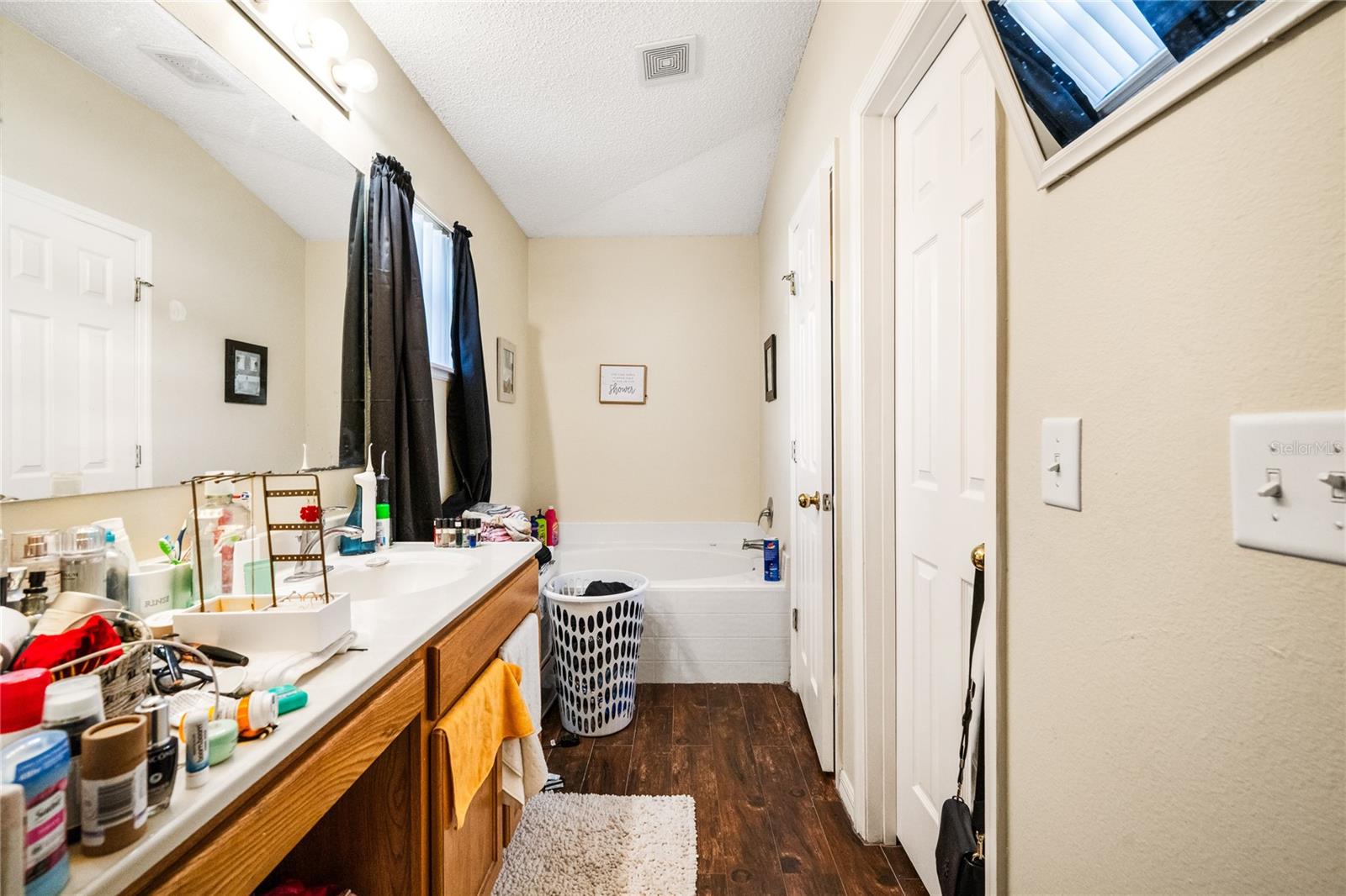 CEDAR HILL REP - Residential