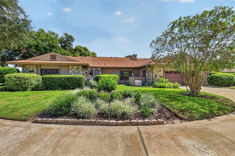 Tiny photo for 1750 Sussex Drive, Mount Dora, FL 32757 (MLS # G5119333)