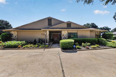 Tiny photo for 1750 Sussex Drive, Mount Dora, FL 32757 (MLS # G5119333)