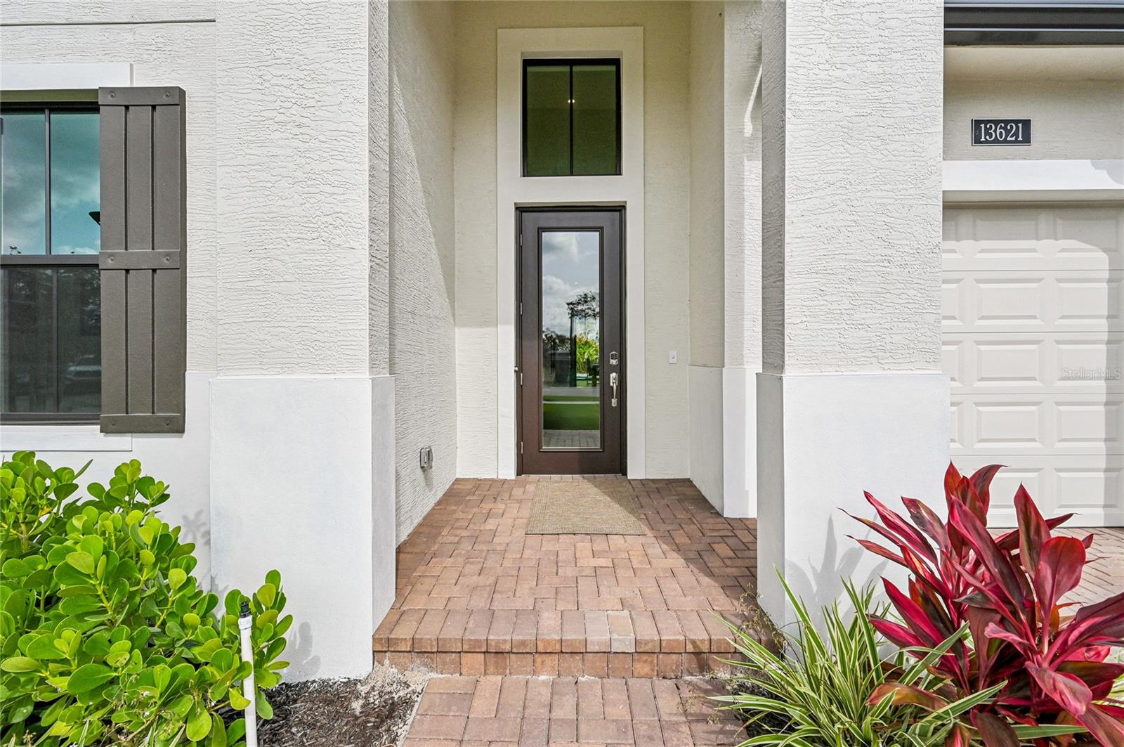 13621 LE CHRISTINE DRIVE, PALM BEACH GARDENS, FL, 33412/$1,899,990 3 13621 LE CHRISTINE DRIVE