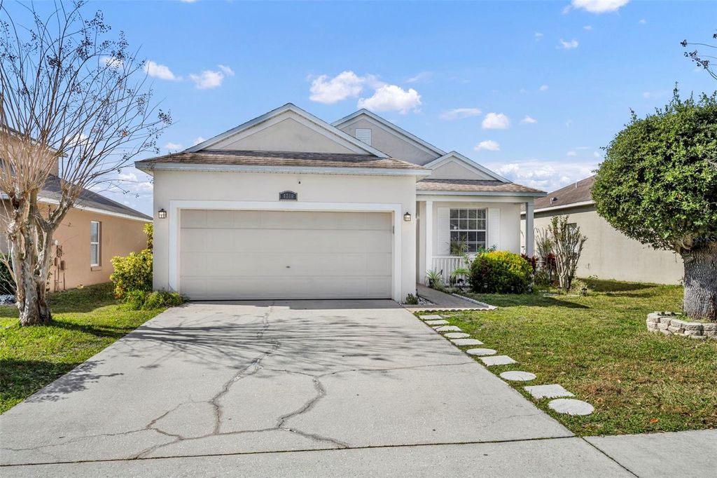 Photo of 4718 Waterside Pointe Circle, Orlando, FL 32829 (MLS # G5107195)